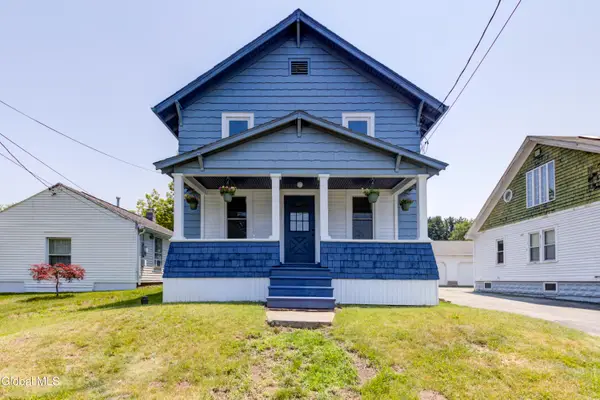 32 Fullerton Avenue, Colonie, NY 12304