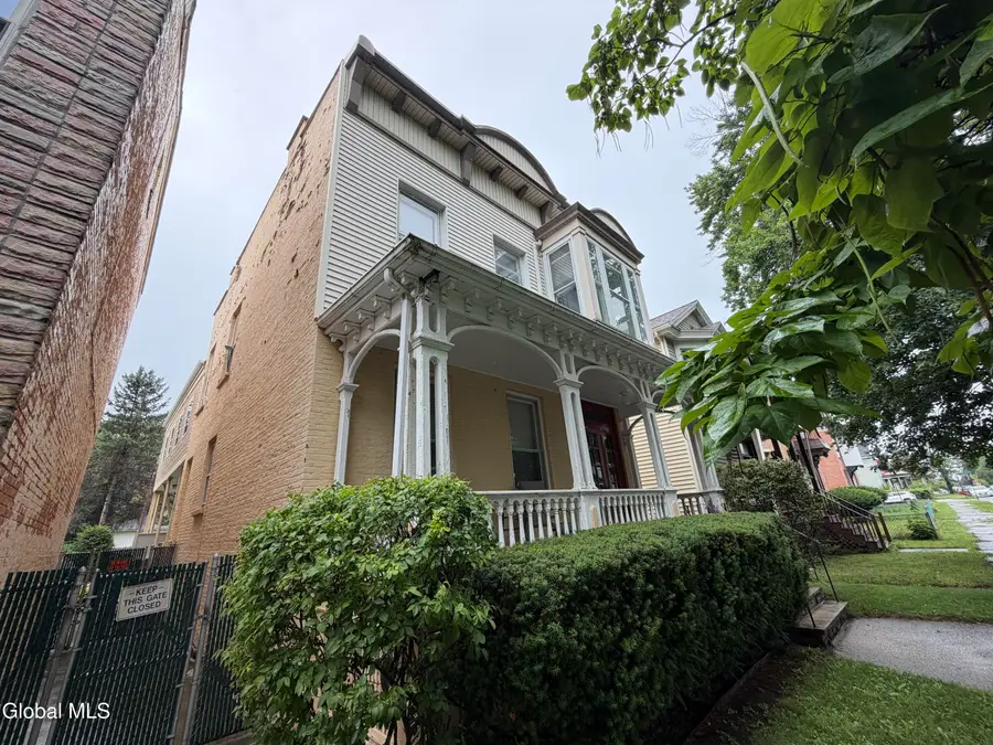 1611 3rd Avenue, Watervliet, NY 12189 - #2