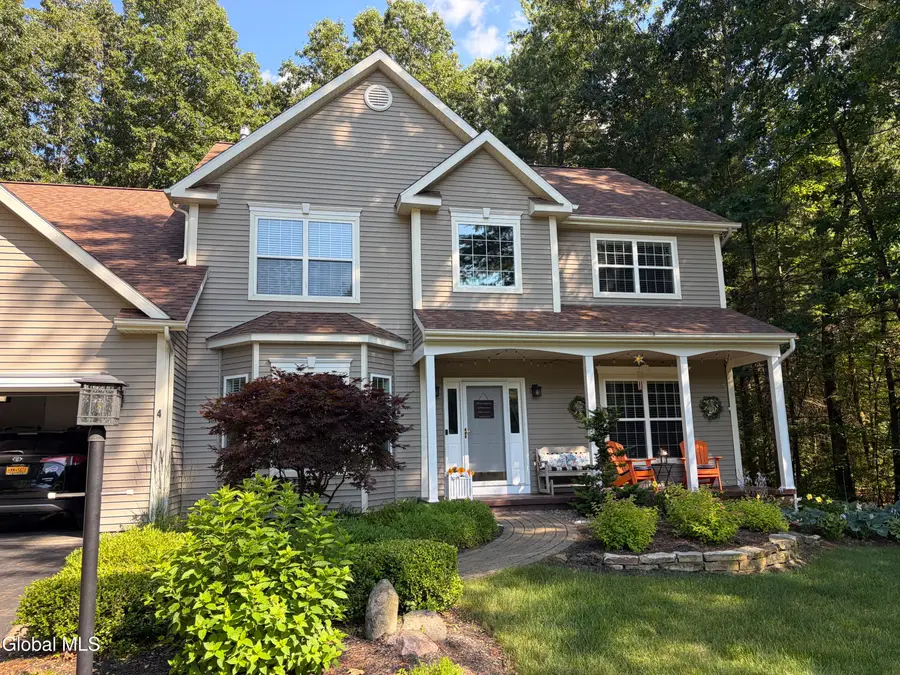 4 Fenimore Place, Wilton, NY 12831 - #2