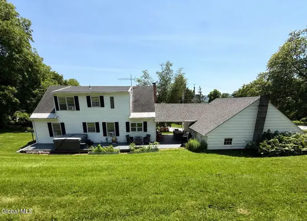 36 Ball St Extension, Hoosick Falls, NY 12090