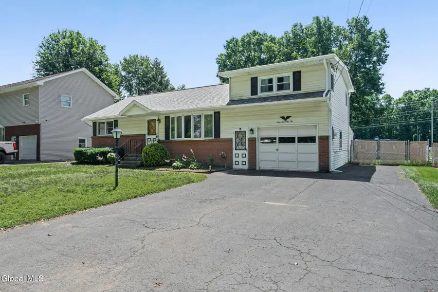 172 Dahlia Street, Rotterdam, NY 12306 - #3