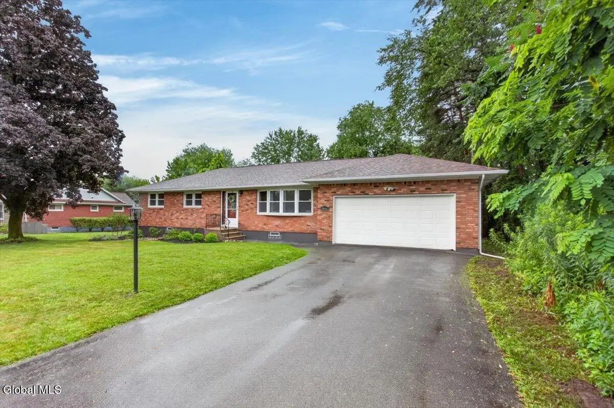 3966 Consaul Road, Niskayuna, NY 12304 - #1
