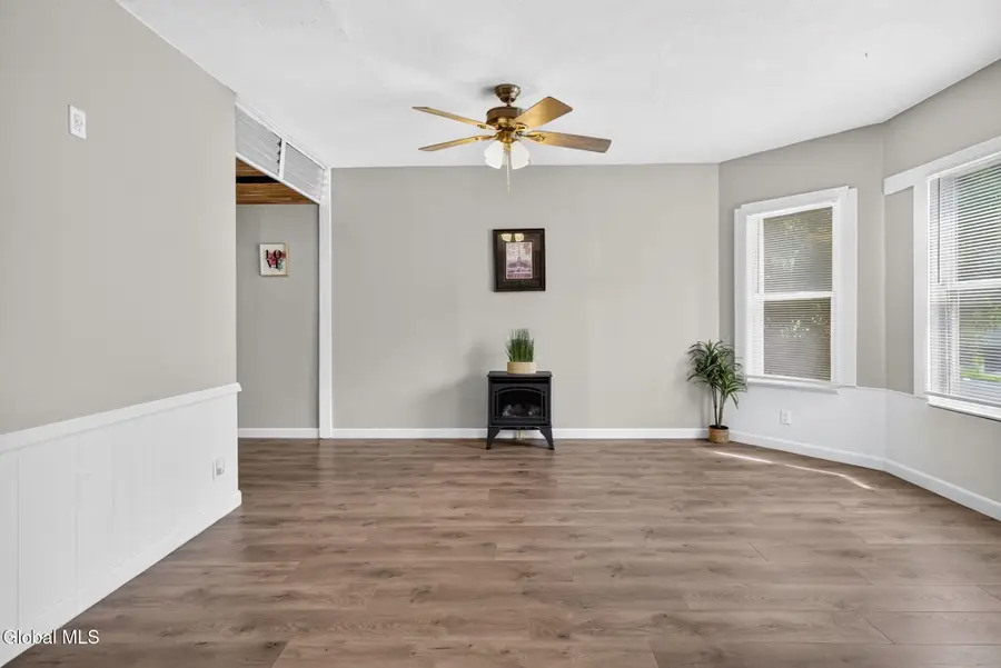 1034 Glendale Place, Schenectady, NY 12303 - #3