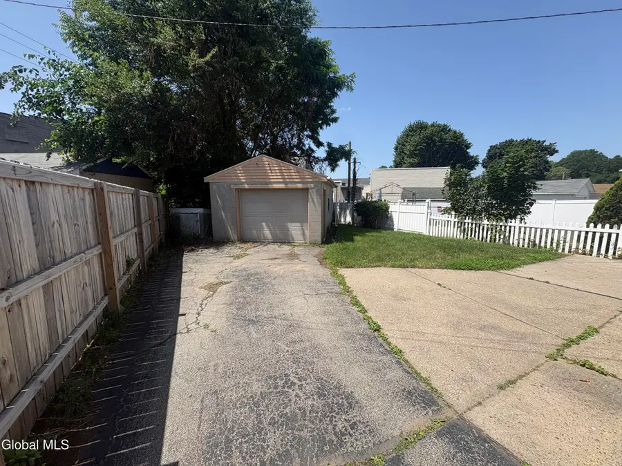 1614 Brower Street, Schenectady, NY 12303 - #2