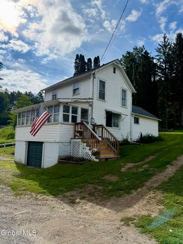 30 Chamberlain Mills Road, Hebron, NY 12865