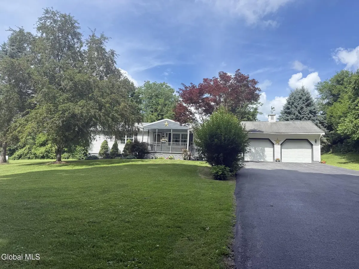 695 Dean Road, Hudson Falls, NY 12839 - #1