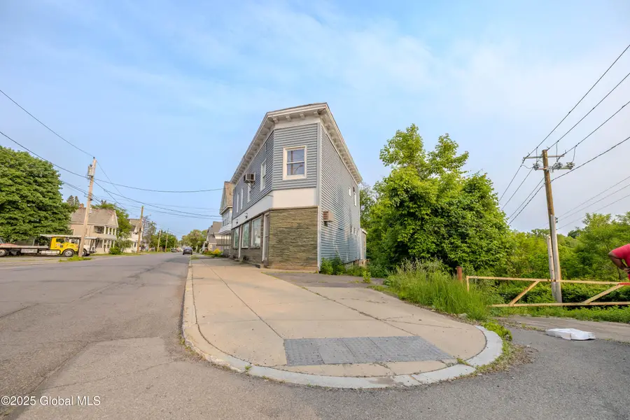 1374 10th Avenue, Schenectady, NY 12303 - #3