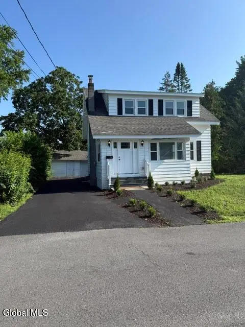 61 Woodlawn Road, Latham, NY 12110 - #2