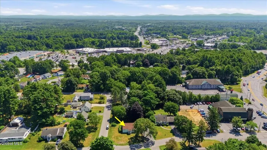 6 Carlton Drive, Queensbury, NY 12804 - #2