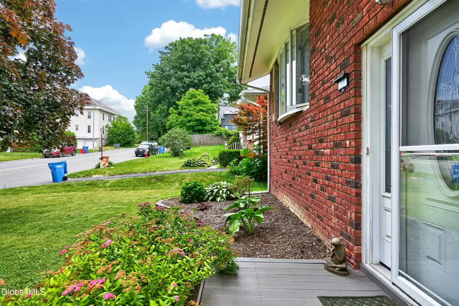 11 Ormond Street, Albany, NY 12203 - #3