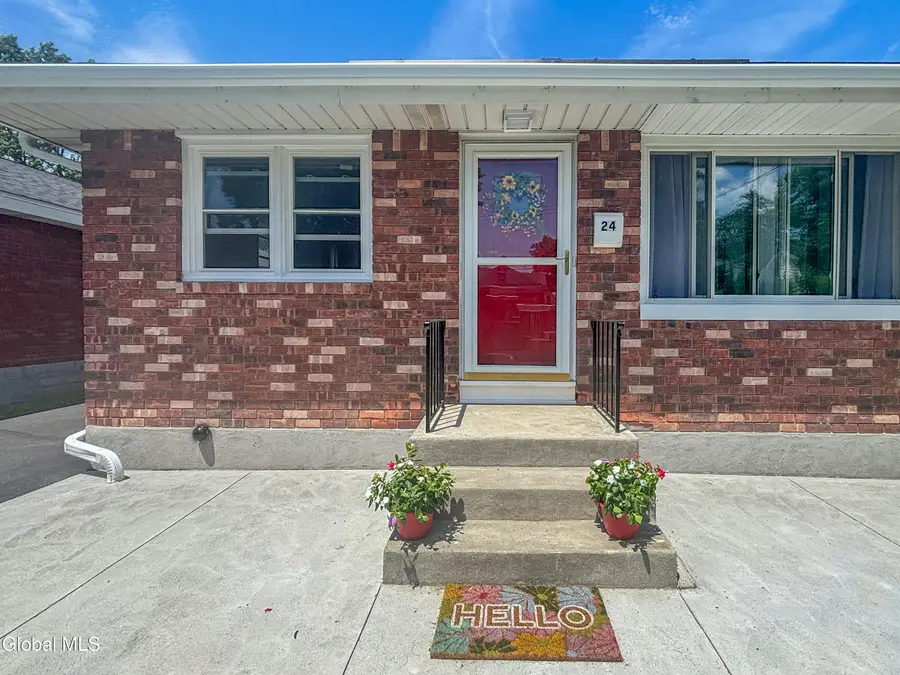 24 Joanne Court, Albany, NY 12209 - #2
