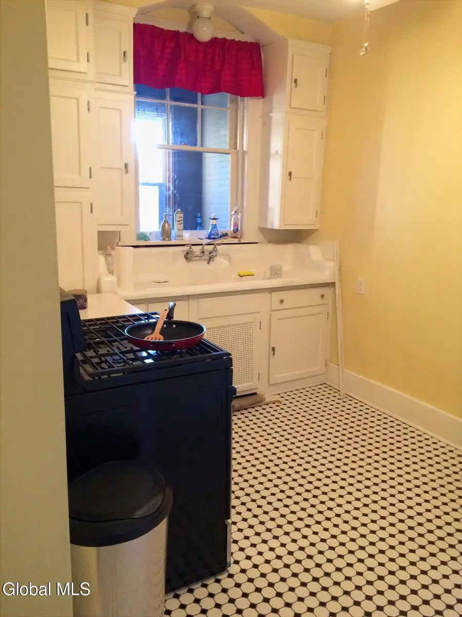 210 Western Avenue, Albany, NY 12203 - #3