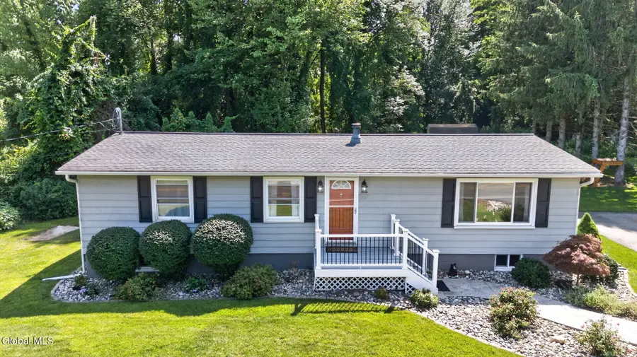32 Tabor Road, Halfmoon, NY 12118 - #2