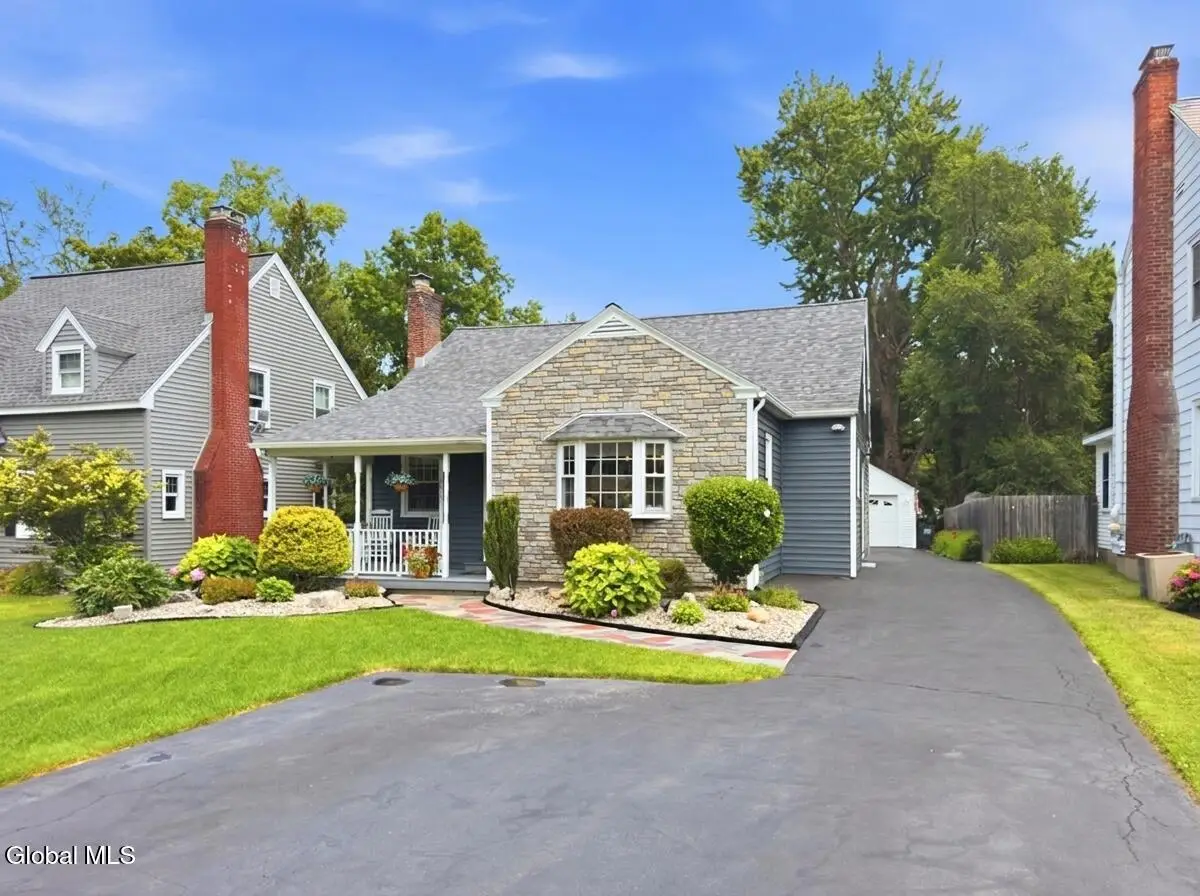 2313 Barcelona Road, Niskayuna, NY 12309 - #1