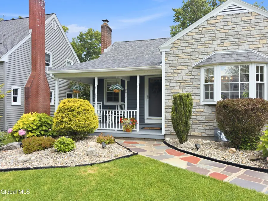 2313 Barcelona Road, Niskayuna, NY 12309 - #3