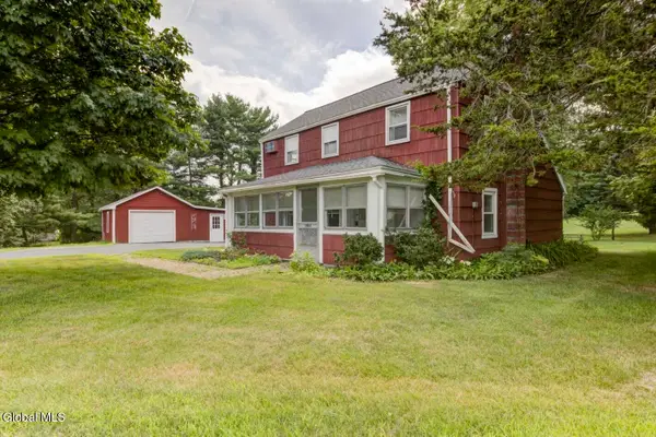 1182 Van Hoesen Road, Schodack, NY 12033