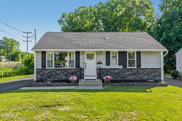 13 Adams Drive, Colonie, NY 12205