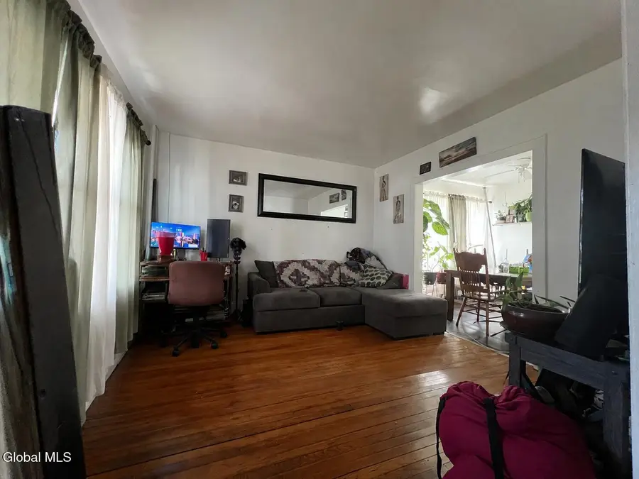 28 Pennsylvania Avenue, Albany, NY 12206 - #3