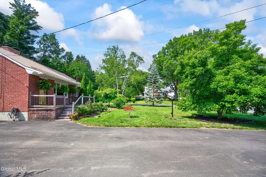 1009 Tollgate Lane, Rotterdam, NY 12303 - #3