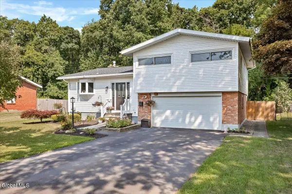 38 Hialeah Drive, Colonie, NY 12205