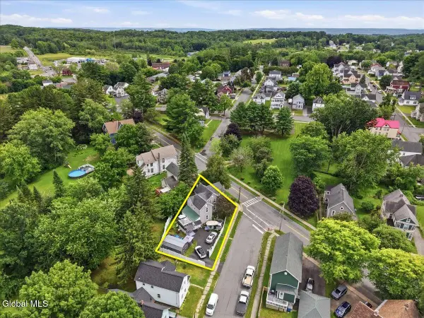117 E State Street, Johnstown, NY 12095