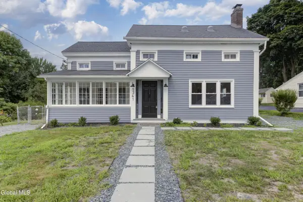 1341 S Schodack Road, Schodack, NY 12033