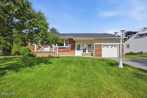 1100 Ireland Road, Rotterdam, NY 12303