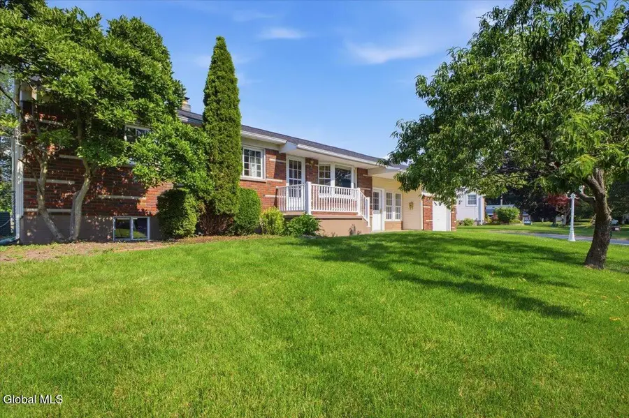 1100 Ireland Road, Rotterdam, NY 12303 - #3