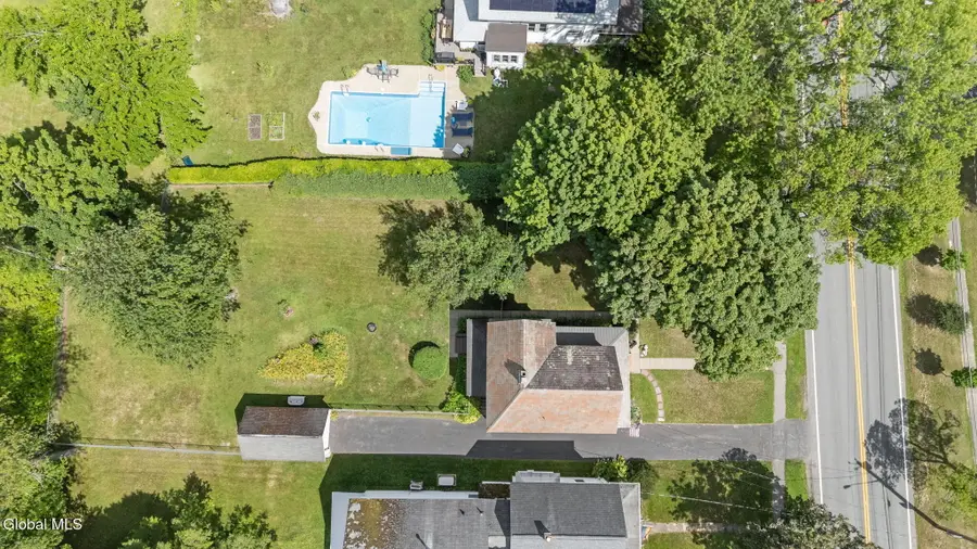 23 Elsmere Avenue, Bethlehem, NY 12054 - #3