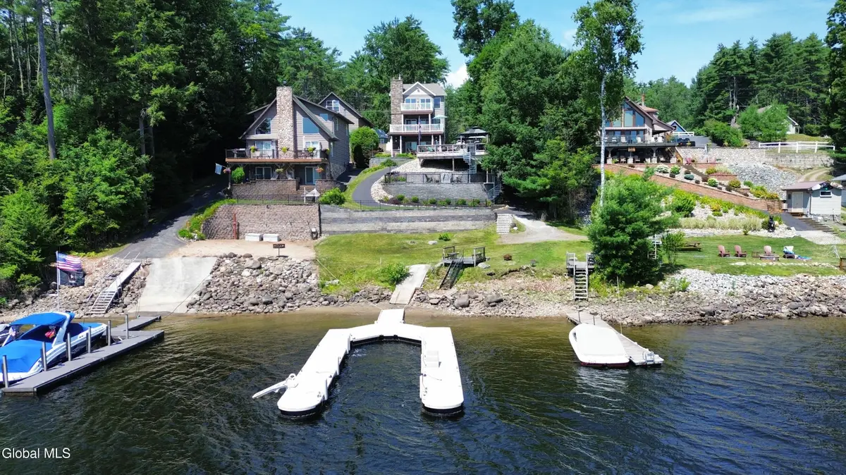 105 Lakeside Avenue, Edinburg, NY 12134 - #1