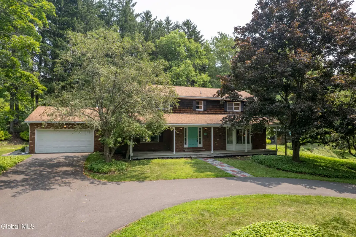 84 Climer Circle, West Sand Lake, NY 12196 - #1