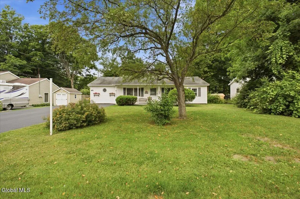 25 Thornberry Drive, Glens Falls, NY 12801 - #1