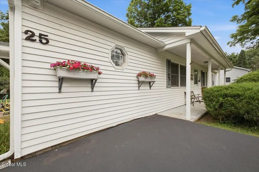 25 Thornberry Drive, Glens Falls, NY 12801 - #2