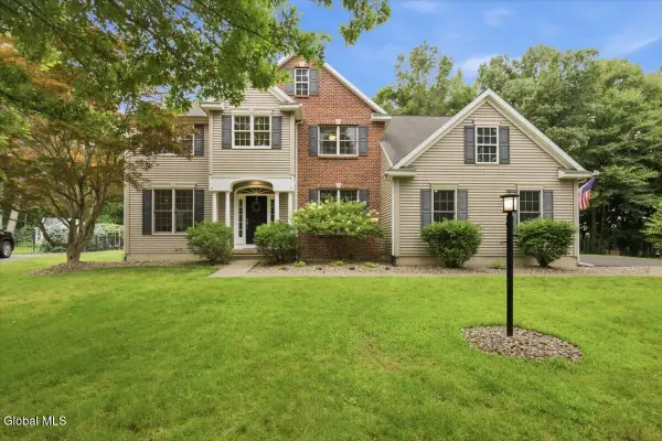 628 Vanderlyn Lane, Guilderland, NY 12159
