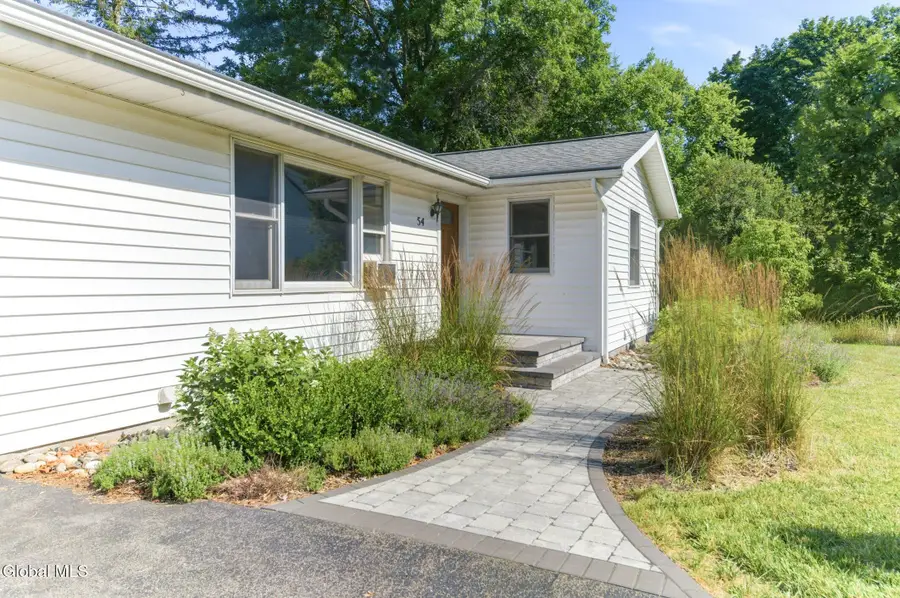54 Willow Street, Guilderland, NY 12084 - #3