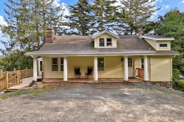 12 Simon Road, Grafton, NY 12082