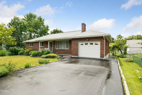 1346 Tracy Avenue, Niskayuna, NY 12309