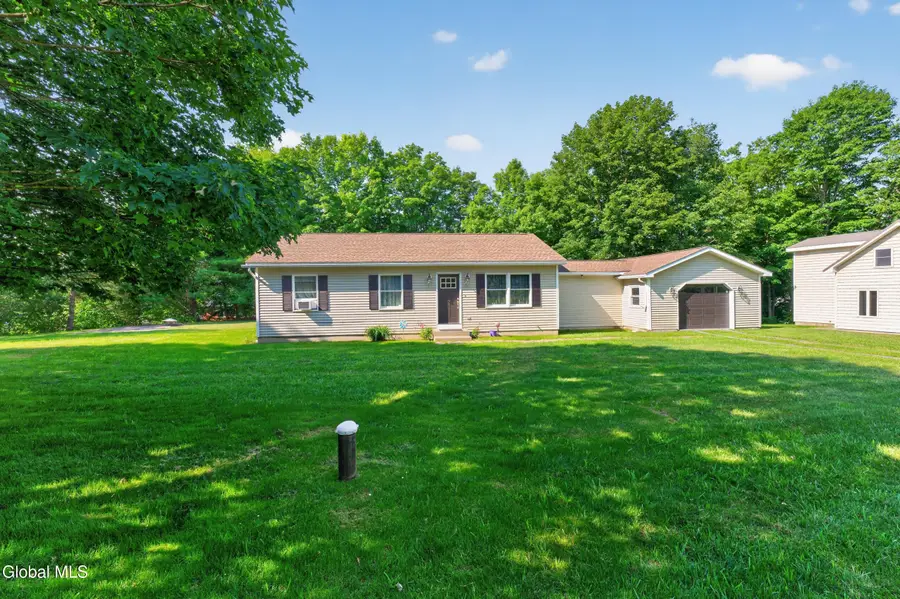 17-19 Teal Road, Sand Lake, NY 12018 - #3