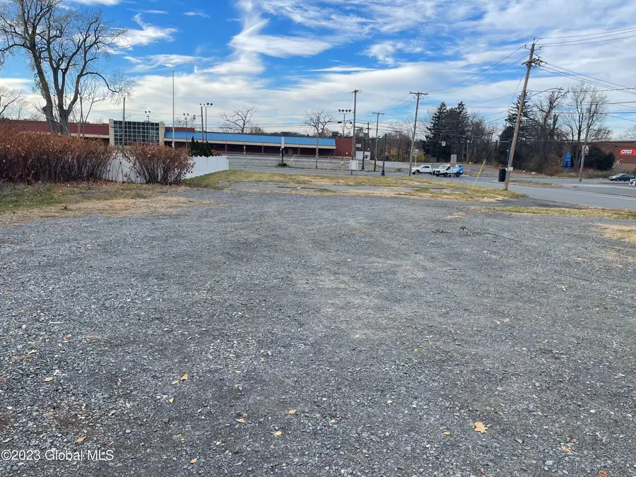 880 2nd Avenue, Troy, NY 12182 - #3