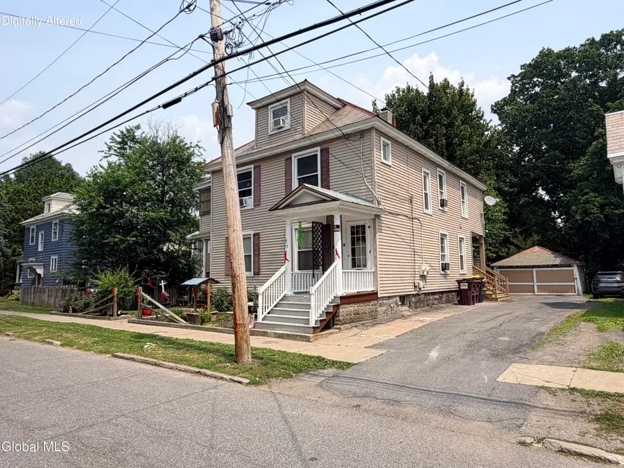 17 Garfield Street, Glens Falls, NY 12801 - #2