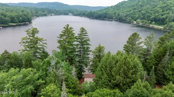 357 E Stoner Lake Road, Caroga Lake, NY 12032