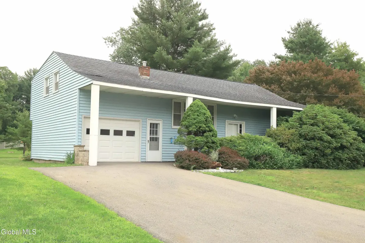 314 Jeanette Drive, Schenectady, NY 12306 - #1