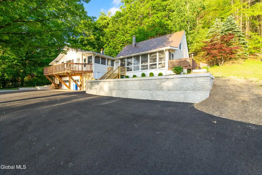 858 S Shore Road, Edinburg, NY 12134 - #2