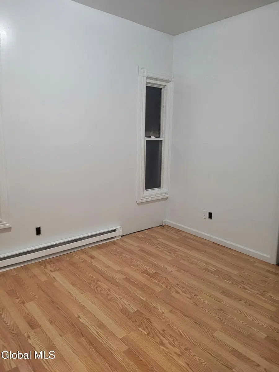 607 Nott Street, Schenectady, NY 12308 - #2