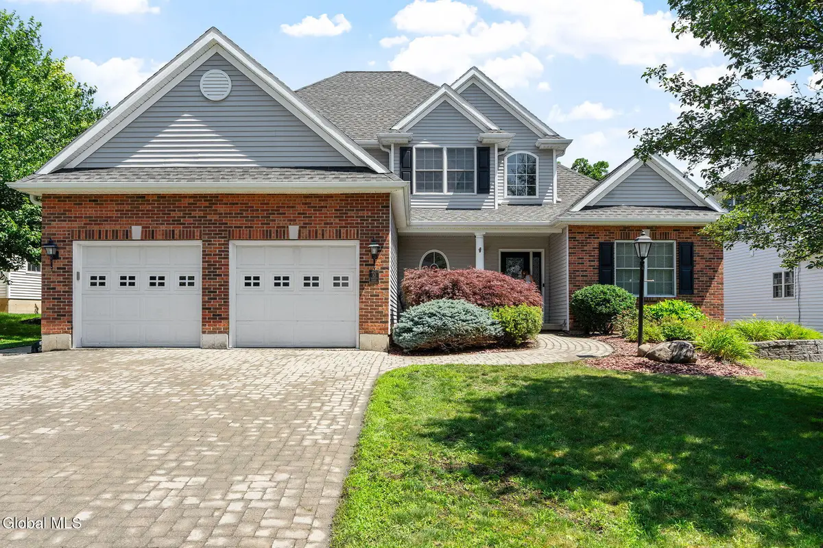 10 Yardley Court, Colonie, NY 12211 - #1