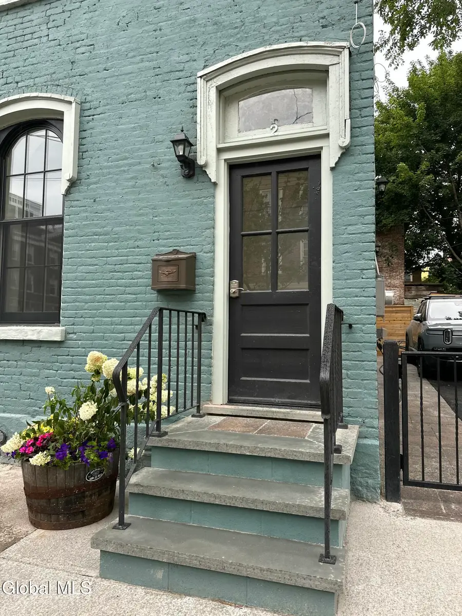 2 Spring Street, Albany, NY 12210 - #2