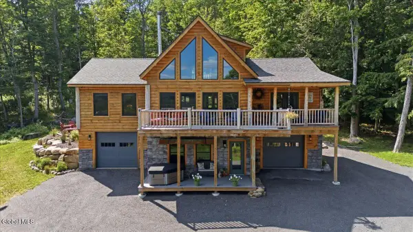 1482 Tupper Road, Long Lake, NY 12847