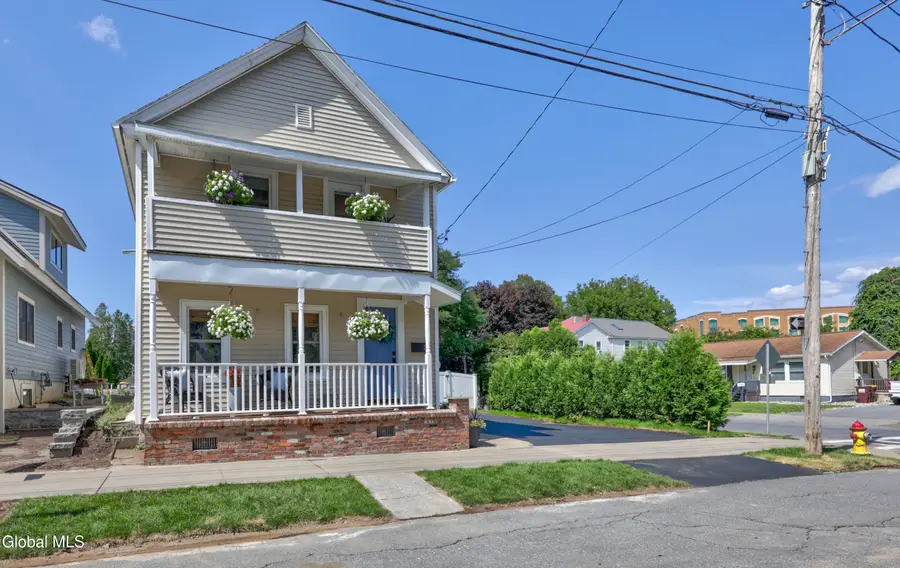 31 Ash Street, Saratoga Springs, NY 12866 - #2