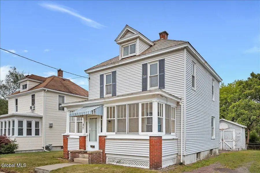 37 Chiswell Street, Schenectady, NY 12304 - #3