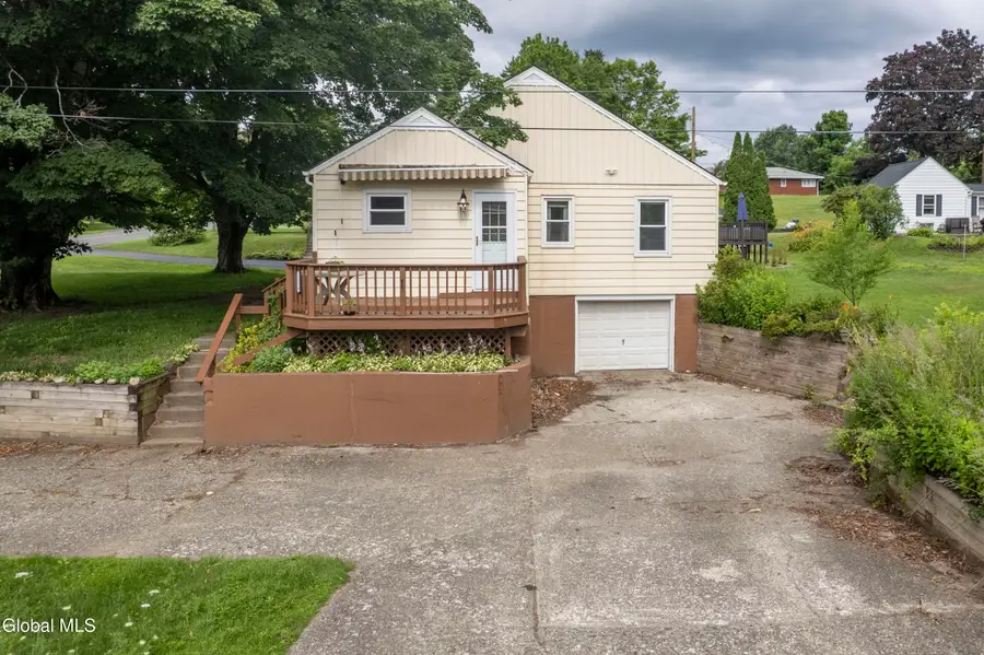 1254 Spring Avenue, Wynantskill, NY 12198 - #2